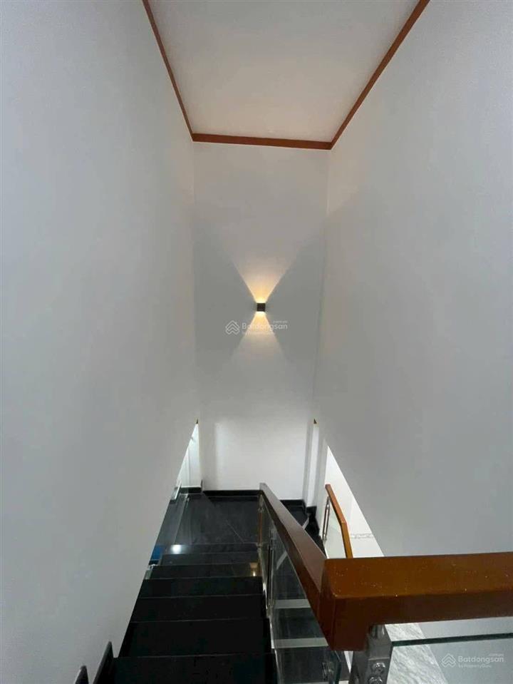 Nhà 1/ nguyễn thái sơn, p. 5, q. gò vấp dt 43.2m2 1t1l 3pn 3wc shr dọn vào ở ngay giá 4 tỷ 570