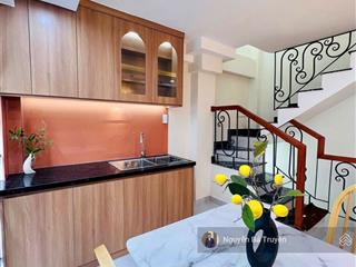 Bán nhà đường nguyễn thiện thuật, quận 3, 2 tầng hẻm 4m thoáng thông, nhà mới full nội thất 3.75 tỷ