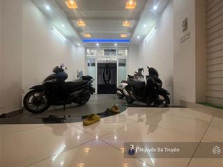 Bán nhà đường nguyễn thiện thuật, quận 3 hxh 8m nhà mới đẹp 5 tầng btct  ô tô ngủ trong nhà  64m2