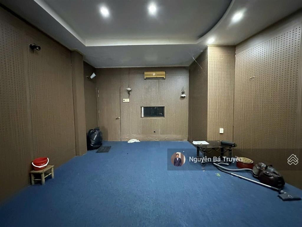 Bán nhà đường đề thám quận 1 ngay phố tây bùi viện, 7.2x 18m (cn 96.2m²) mua bán ngay tiện xây chdv