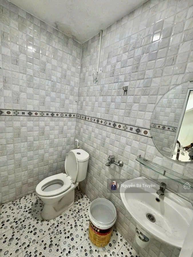 Bán nhà mặt tiền đường nguyễn cảnh chân, p. cầu kho, q1 dt 31m2, 4 tầng chỉ 13.9 tỷ  kinh doanh