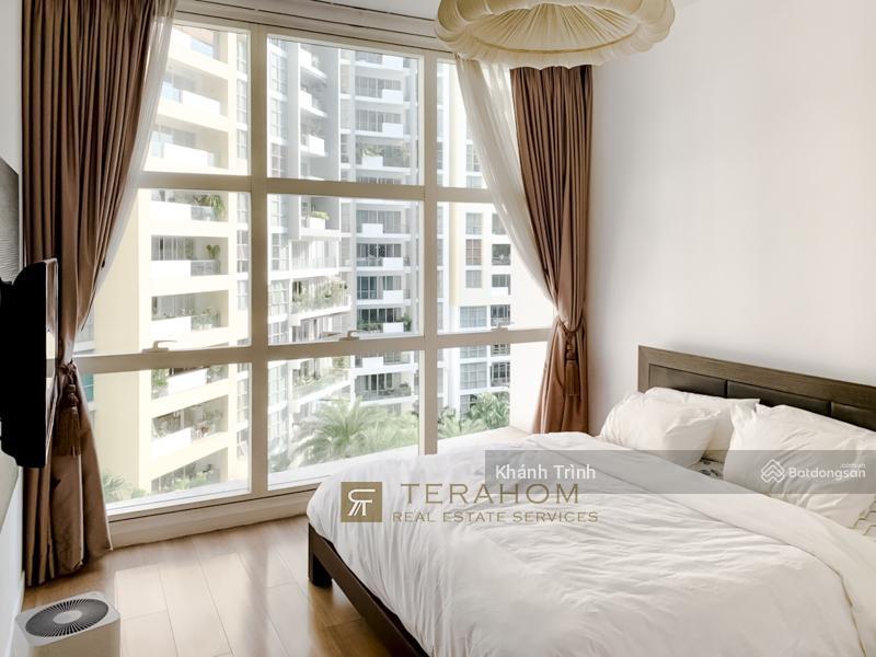 Bán nhanh 171m2 tầng trung view nội khu nhà mới đẹp. giá tốt nhất chỉ 19 tỷ 6 bao trọn, sẵn sổ hồng