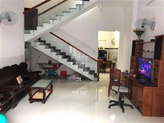 Bán nhà 2 tầng kiên cố đường núi thành  khu trung tâm hoà cường