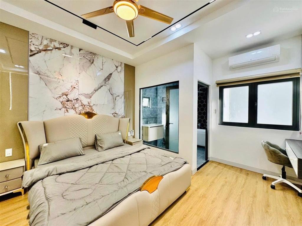 Sốc! chính chủ cần bán gấp nhà trần văn sắc, thảo điền, quận 2. dt 110m2. pháp lý chuẩn