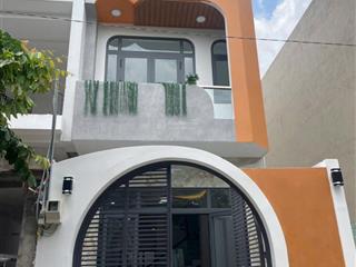 Bán nhà 1 trệt 2 lầu p. long bình, nguyễn xiển, q9. giá chỉ 2,85 tỷ/62m2. sổ sẵn.