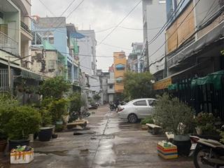 Bán nhà riêng quận 11  lạc long quân 49m  hẻm 10m ( 3,7m x 14m)nhà cũ tiện xây mớichỉ 6 tỷ 1