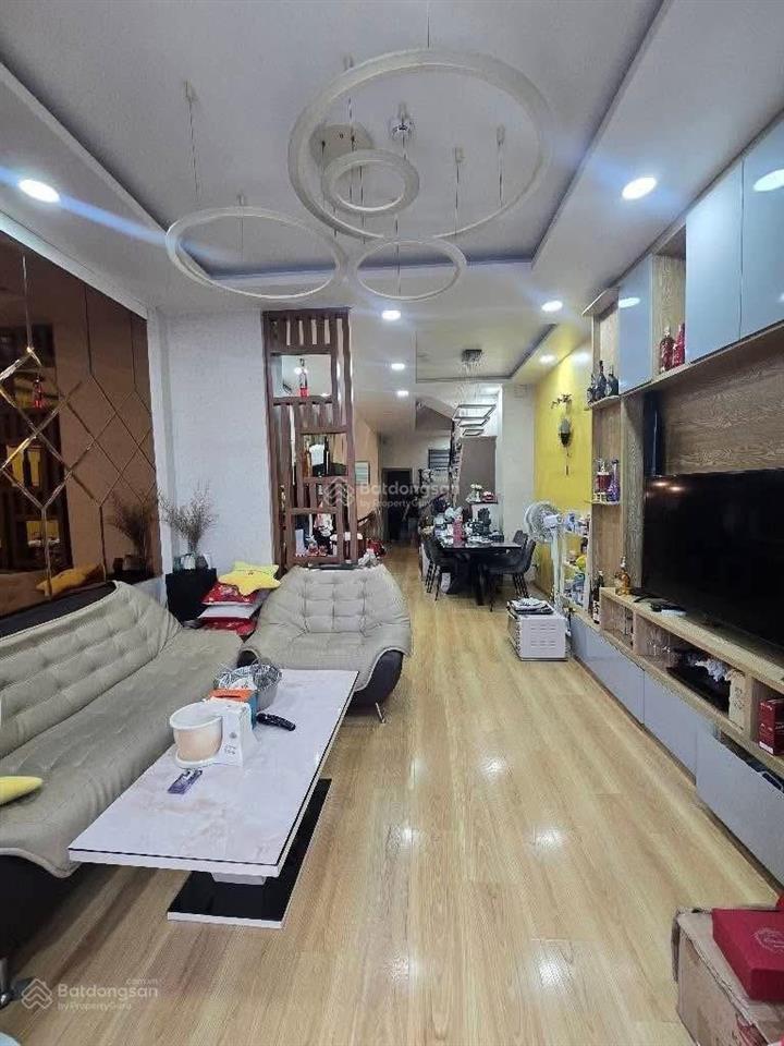 Gia phú  quận 6  68m2  5 tầng  hẻm 6m xe tải thông (4m x 17m)  chỉ 13 tỷ 5