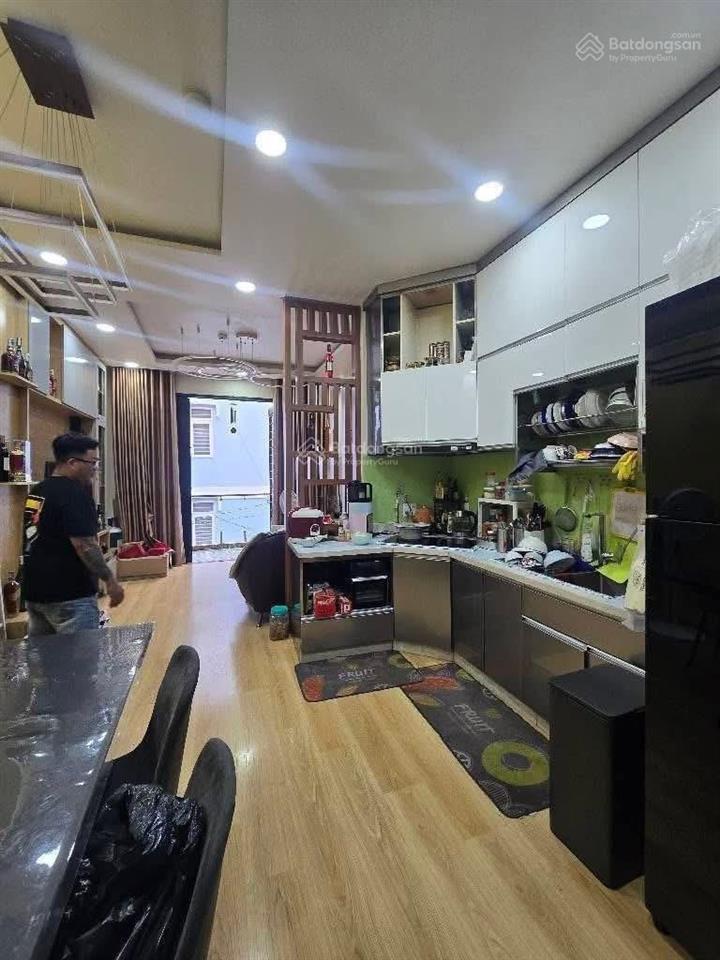 Gia phú  quận 6  68m2  5 tầng  hẻm 6m xe tải thông (4m x 17m)  chỉ 13 tỷ 5