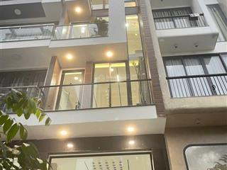 Quận 11bán nhà lạc long quân  nhà 5 tầng có thang máy hẻm xe hơi chỉ 9.8 tỷ tl