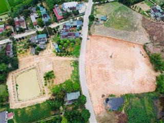 Đất mặt đường tỉnh lộ 514 diện tích 200m vuông.