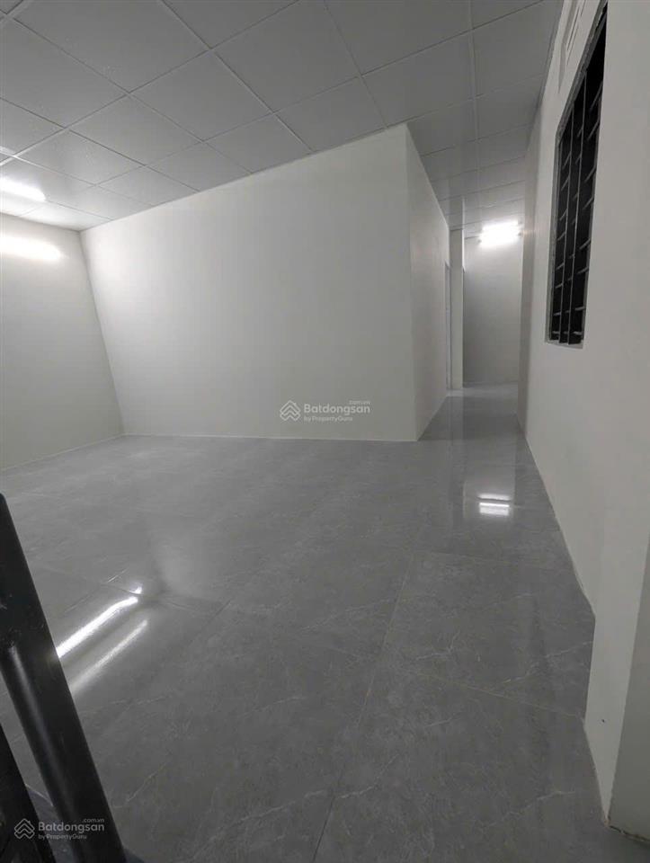 Bán nhà gác lửng hai mặt tiền hẻm phương sài  trung tâm nha trang