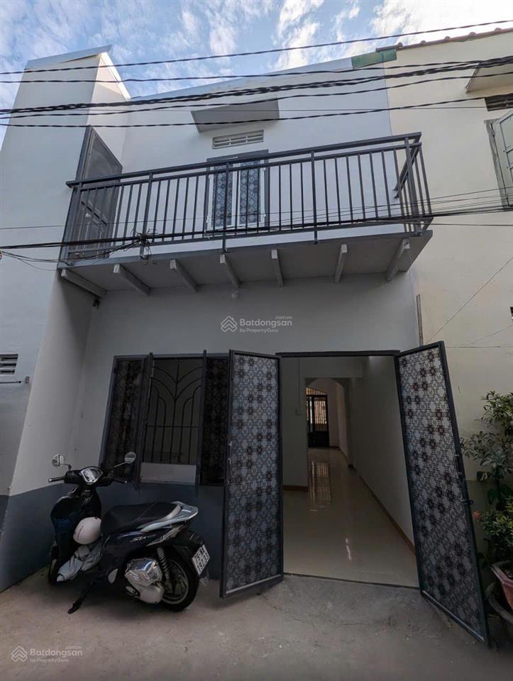 Bán nhà gác lửng hai mặt tiền hẻm phương sài  trung tâm nha trang