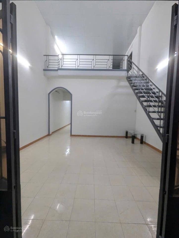 Bán nhà gác lửng hai mặt tiền hẻm phương sài  trung tâm nha trang