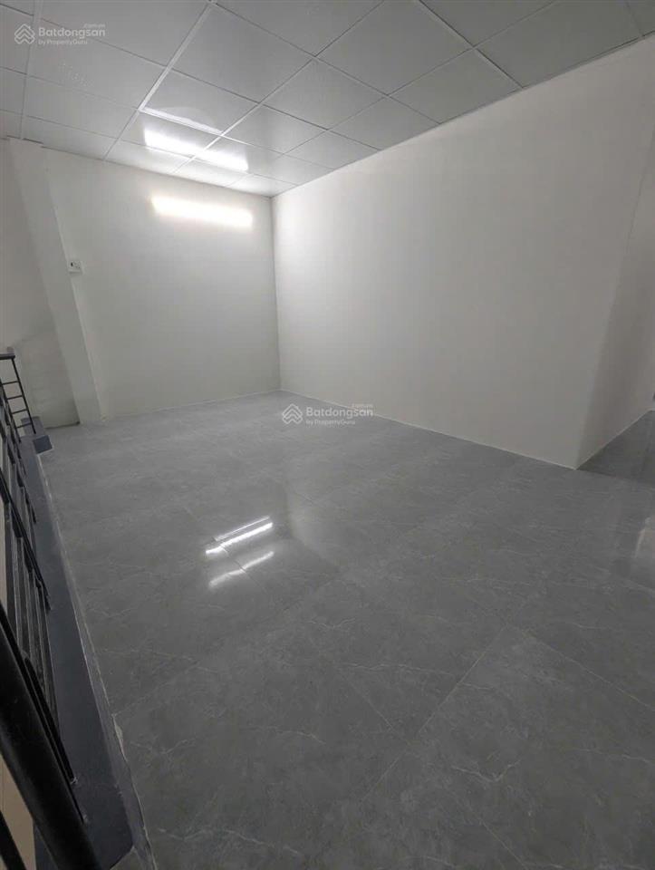 Bán nhà gác lửng hai mặt tiền hẻm phương sài  trung tâm nha trang