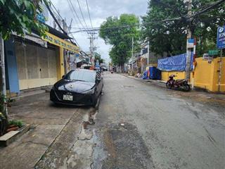 Nhà nát hxh ôtô vào nhà  giáp bình thạnh  ngay mặt tiền kế bên emart phan văn trị