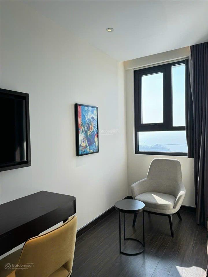 Duy nhất 01 căn studio view chính biển the saphire hạ long giá tốt