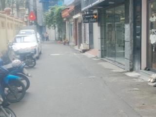Mễ trì thượng  mặt ngõ chính  kd  lô góc  ô tô vào nhà 65m2  mt 4.5m