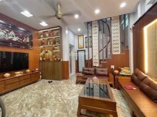 Diện tích lớn nhà mtd nguyễn thị huỳnh,p8,phú nhuận.giá5tỷ220/4.5mx14m.sổ hồng riêng.