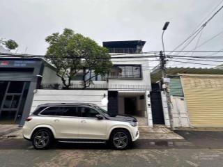 Tôi cần bán gấp nhà kdc sông đà hbc thủ đức. dt 8 x 15 (120m2). giá chỉ 6 tỷ 650. sổ hồng sẵn