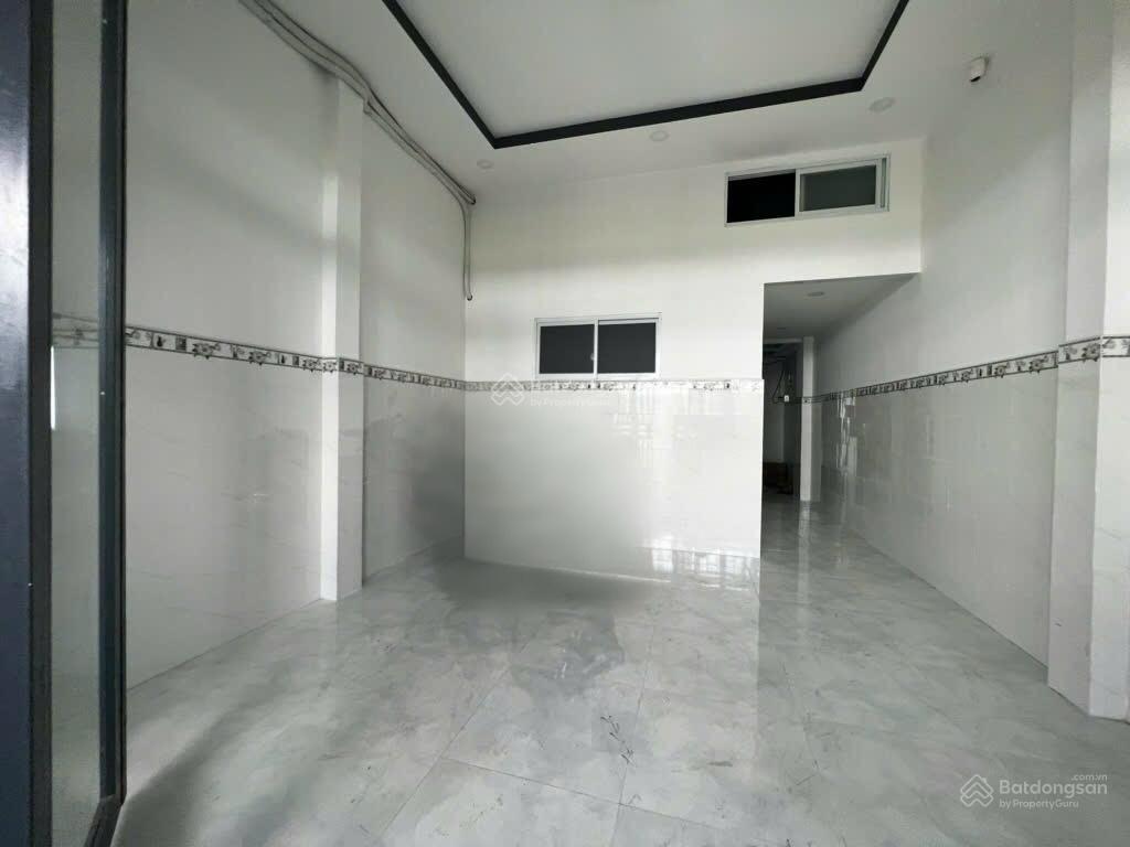 Giảm sốc 200tr chỉ còn 5.1 tỷ nhà 60m hiệp bình phước đối diện vạn phúc city