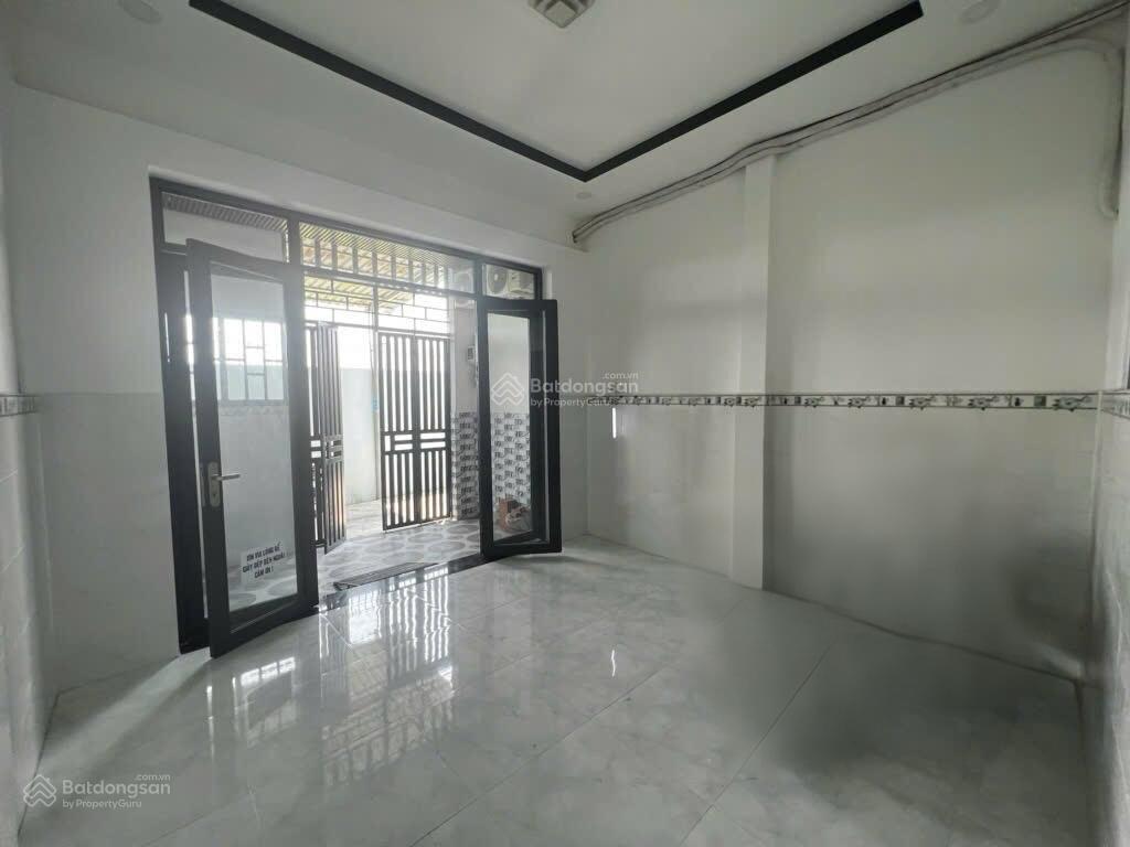 Giảm sốc 200tr chỉ còn 5.1 tỷ nhà 60m hiệp bình phước đối diện vạn phúc city