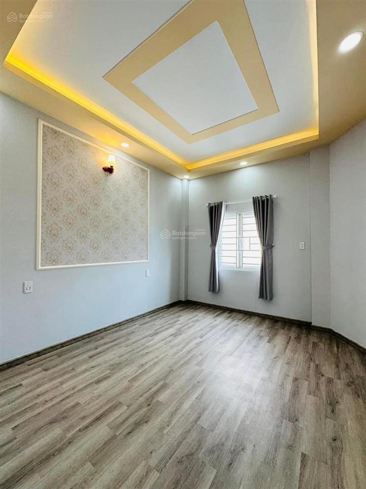Sắp đi nước ngoài cần bán lại nhà nguyễn văn quá  quận 12 / 62,2m2 / 3 tỷ 790 (sổ hồng riêng)