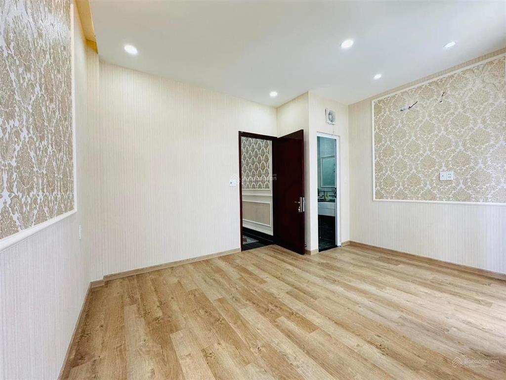 Sắp đi nước ngoài cần bán lại nhà nguyễn văn quá  quận 12 / 62,2m2 / 3 tỷ 790 (sổ hồng riêng)