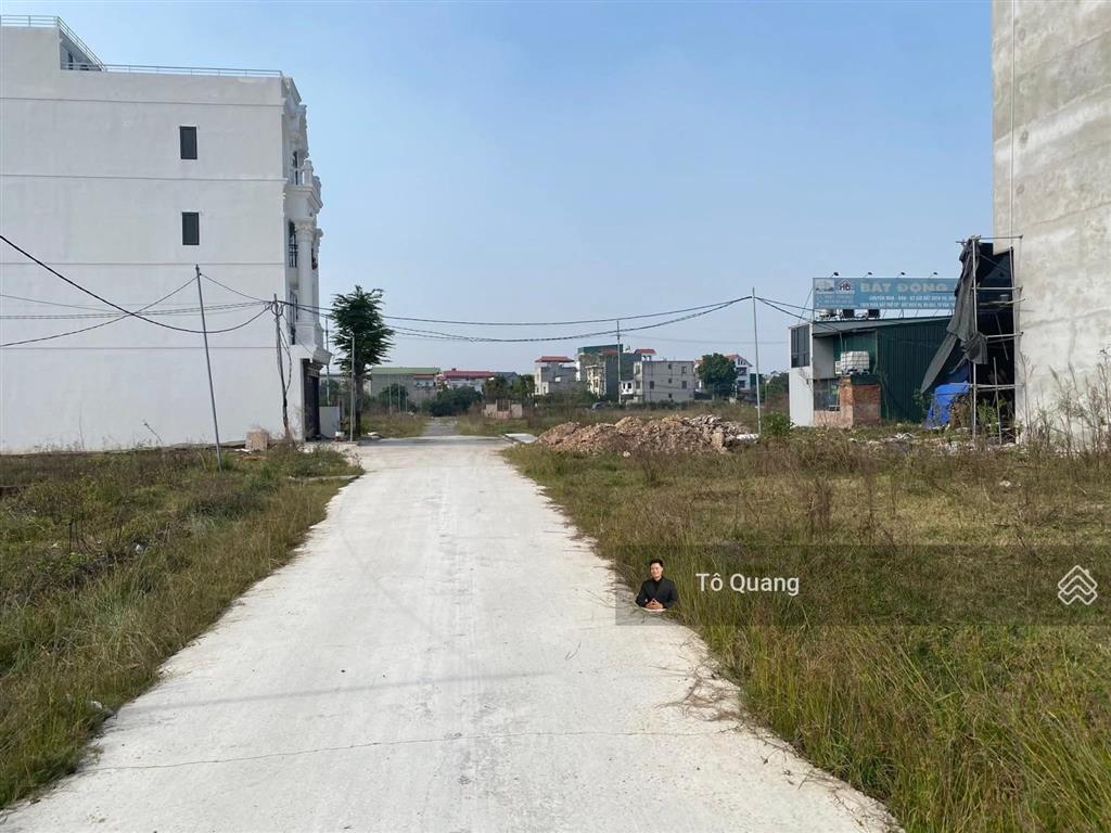 Dv an thượng 1 lô ra liên khu 8. đối diện tháp đôi trong tương lai. đầu tư dòng tiền là chuẩn bài