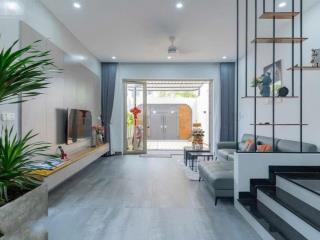 Nhà 5 tầng 100m2 thổ cư ngang 4,2m dài 24m chỉ 9,1 tỷ , cạnh emarrt phan huy ích, gò vấp