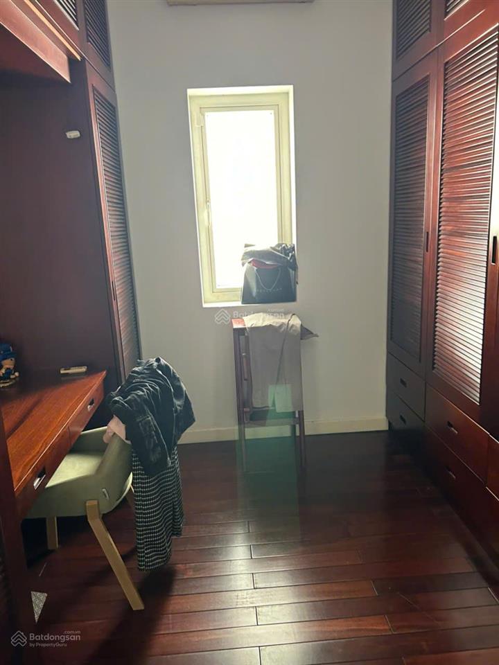 Bán biệt thự khu compound nguyễn văn hưởng, p. thảo điền, quận 2, dt 651m2, 2 lầu, 115 tỷ