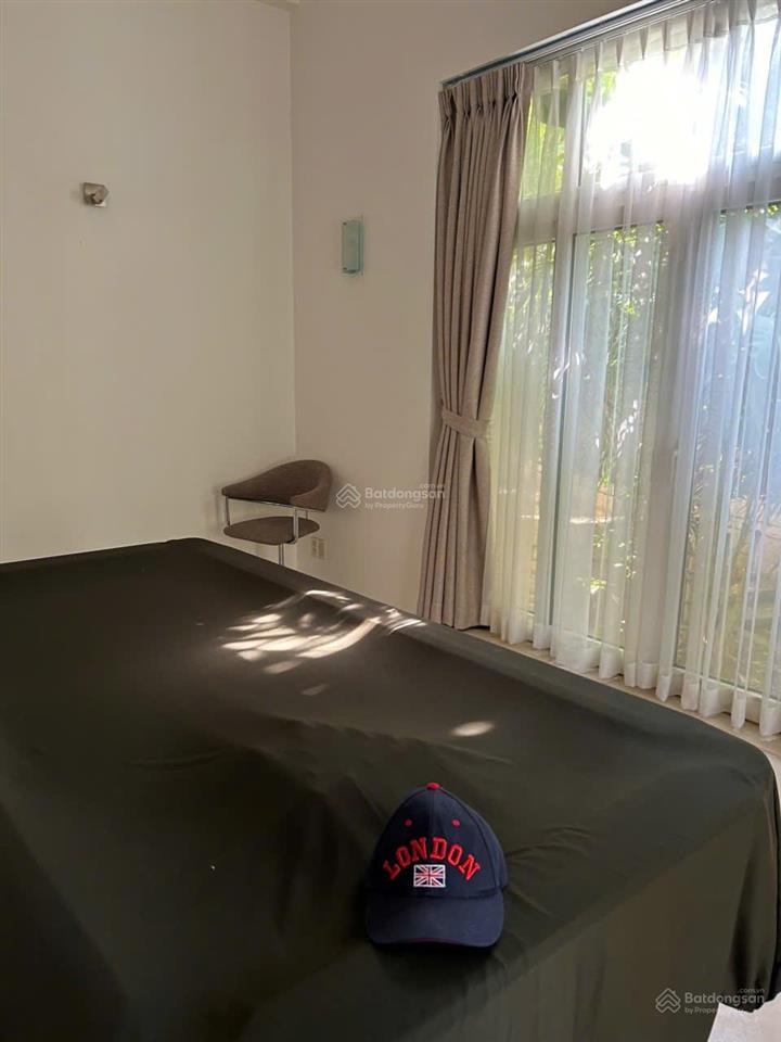 Bán biệt thự khu compound nguyễn văn hưởng, p. thảo điền, quận 2, dt 651m2, 2 lầu, 115 tỷ