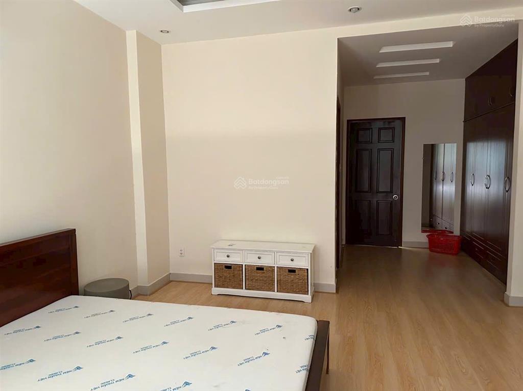 Bán nhà trệt, lầu, sân thượng, dt 4.9x19m tại đường số 62, p thảo điền, quận 2, 17,5 tỷ