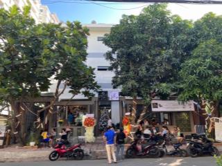 Amặt tiền lô góc  ngang 10m  biệt thự sân vườn  phù hợp vừa vừa kinh doanh  169m2 (10x17)