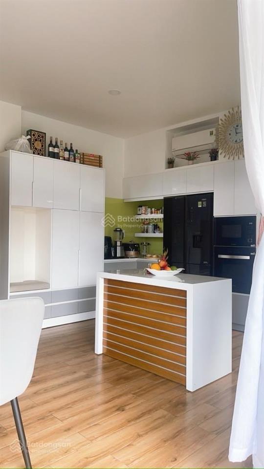 Amặt tiền lô góc  ngang 10m  biệt thự sân vườn  phù hợp vừa vừa kinh doanh  169m2 (10x17)