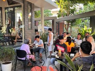 Amặt tiền lô góc  ngang 10m  biệt thự sân vườn  phù hợp vừa vừa kinh doanh  169m2 (10x17)