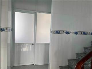 Nhà riêng ngang 9.3m dài 20m, nhà mới 90%