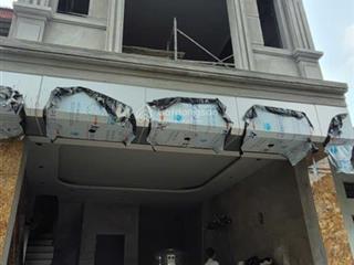 Bán nhà vĩnh quỳnh, 40m2, mặt tiền 4,8m. 6 tầng có thang máy, ô tô vào nhà, thuận tiện kinh doanh
