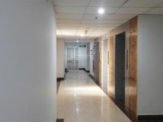 Bán gấp căn góc 3 mặt thoáng 106 m, view đẹp nhất chung cư 103 văn quán