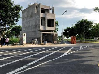Lô đất đẹp, mt đường rộng rãi, sổ sẵn, sang tên ngay