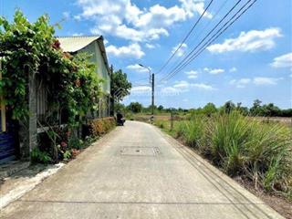 Đất thổ cư giá rẻ tại bờ đá  tân kim  cần giuộc  long an dt 180m2, ngang 6m, shr