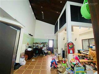 Hàng hiếm  hxh quốc lộ 13, dt 217m2  ngang 12m vuông vức  đường lớn 5m. sát cạnh vạn phúc city