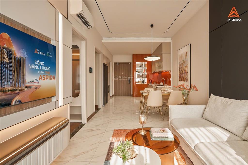 Cần ra căn 2 phòng ngủ 2wc view landmark 81 diện tích 70m2 giá 2tỷ7