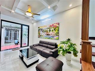 Nhà đẹp võ chí công, dòng tiền ổn định 60m2  nhỉnh 9 tỷ, sổ đẹp, không qh, thương lượng tt