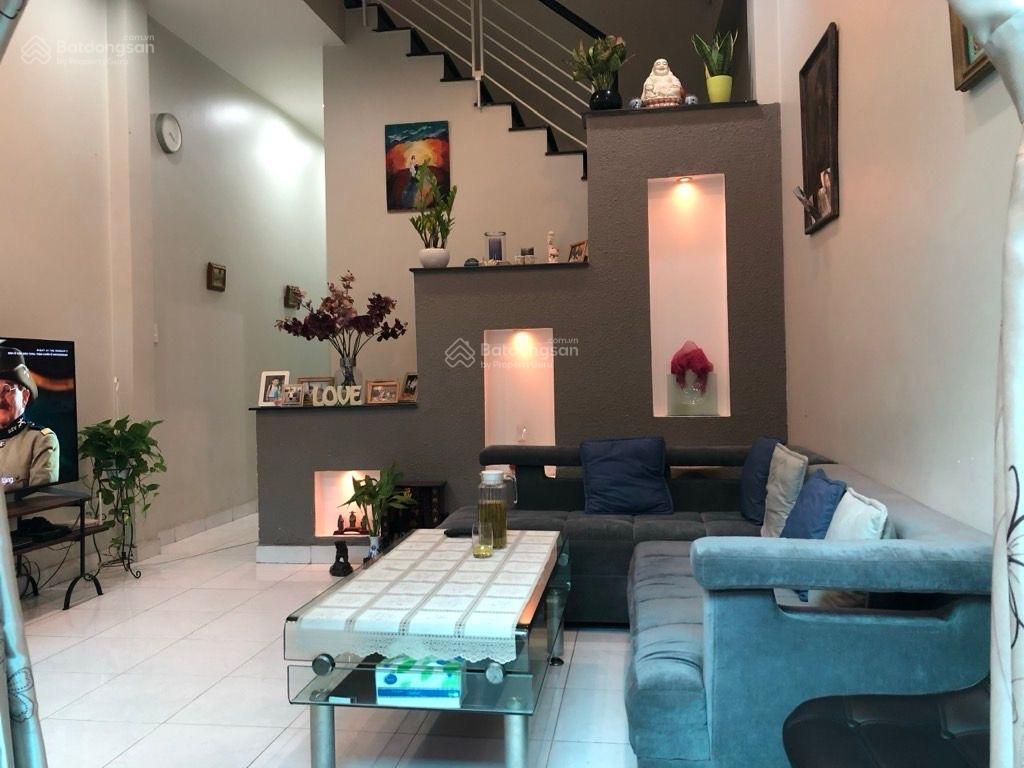 Bán gấp căn nhà 2 tầng sổ vuông, hẻm 1 sẹc gần mặt tiền đường số 6