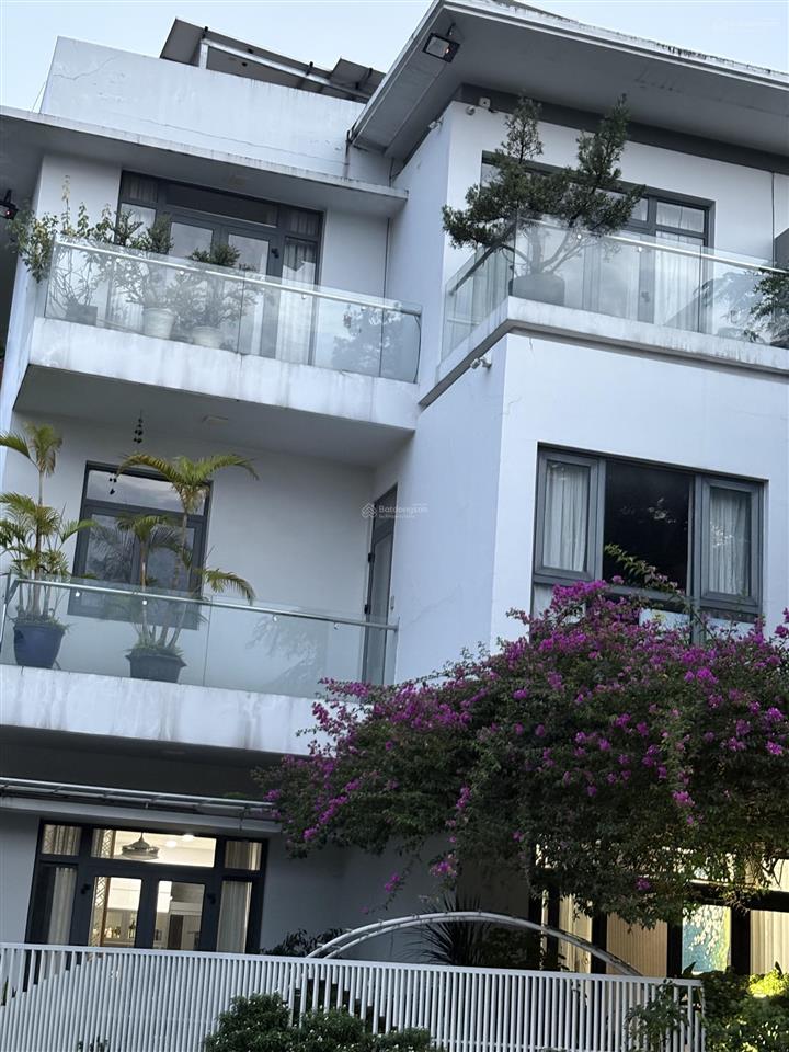 Nhà phố khu vip đại gia  100m2  4 tầng  shr nằm két  6pn 6 wc  full tiện ích  chỉ 12,x tỷ