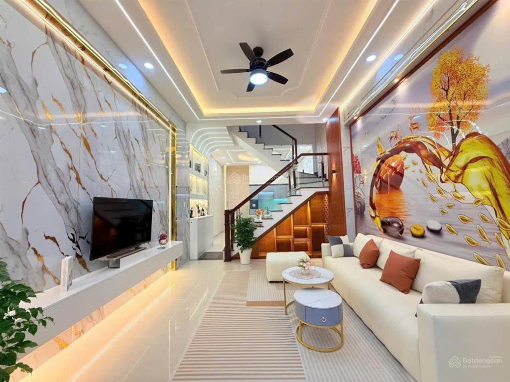 Bán nhà 1/tl37, đường bê tông 7m, vị trí ngay trung tâm phường