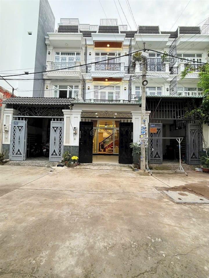 Bán nhà 1/tl37, đường bê tông 7m, vị trí ngay trung tâm phường