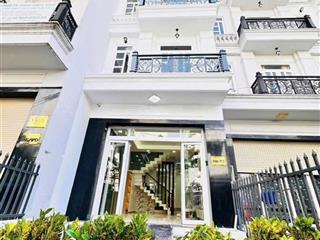 Bán nhà khu điền thuận tx 13 ngang 4,5 x 14 nhà trệt + 2 lầu + tum. đường oto thông nội thất cơ bản