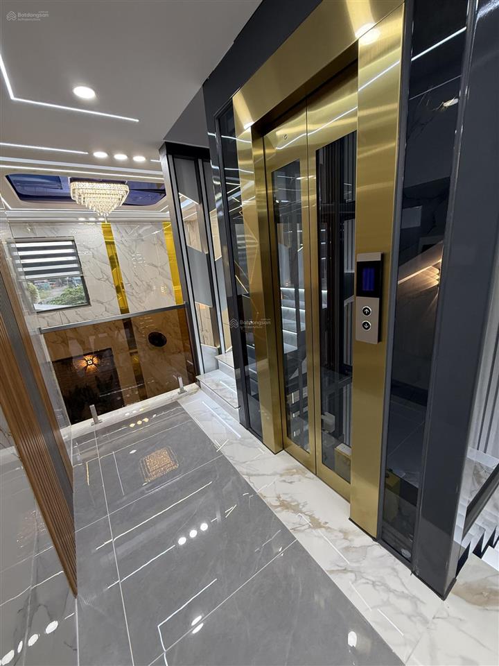 Nhà mới 5x15m trệt + lửng + 3 lầu, tặng full nội thất xịn xò