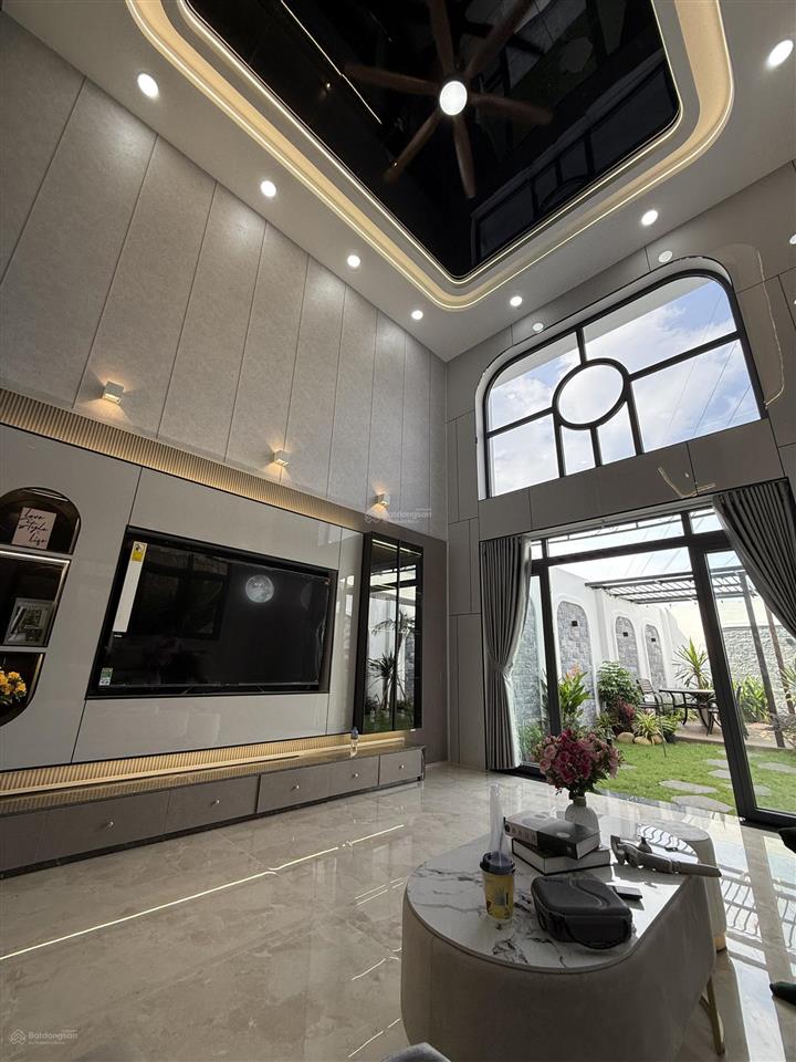 Bán nhà 6x28 khu phân lô đồng bộ cực vip, nhà mới xây và tặng kèm full nội thất